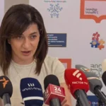 Mina partlayışında ölən qardaşının evini yandırdı