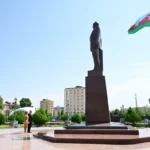 Pakistanda nəqliyyat vasitəsi kanala düşüb, ölənlər var