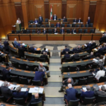 Suraxanıda usta mənzildən 10 min manatlıq qızıl oğurlayıb