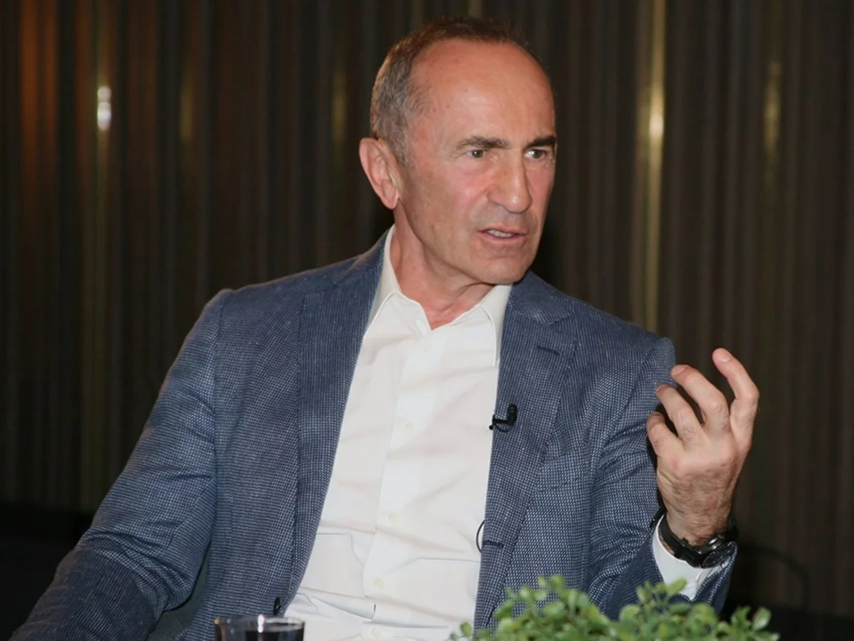 Ermənistan, Robert Köçəryan