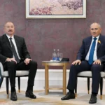 Füzulidə avtomobil ağaca çırpılıb, sürücü ölüb