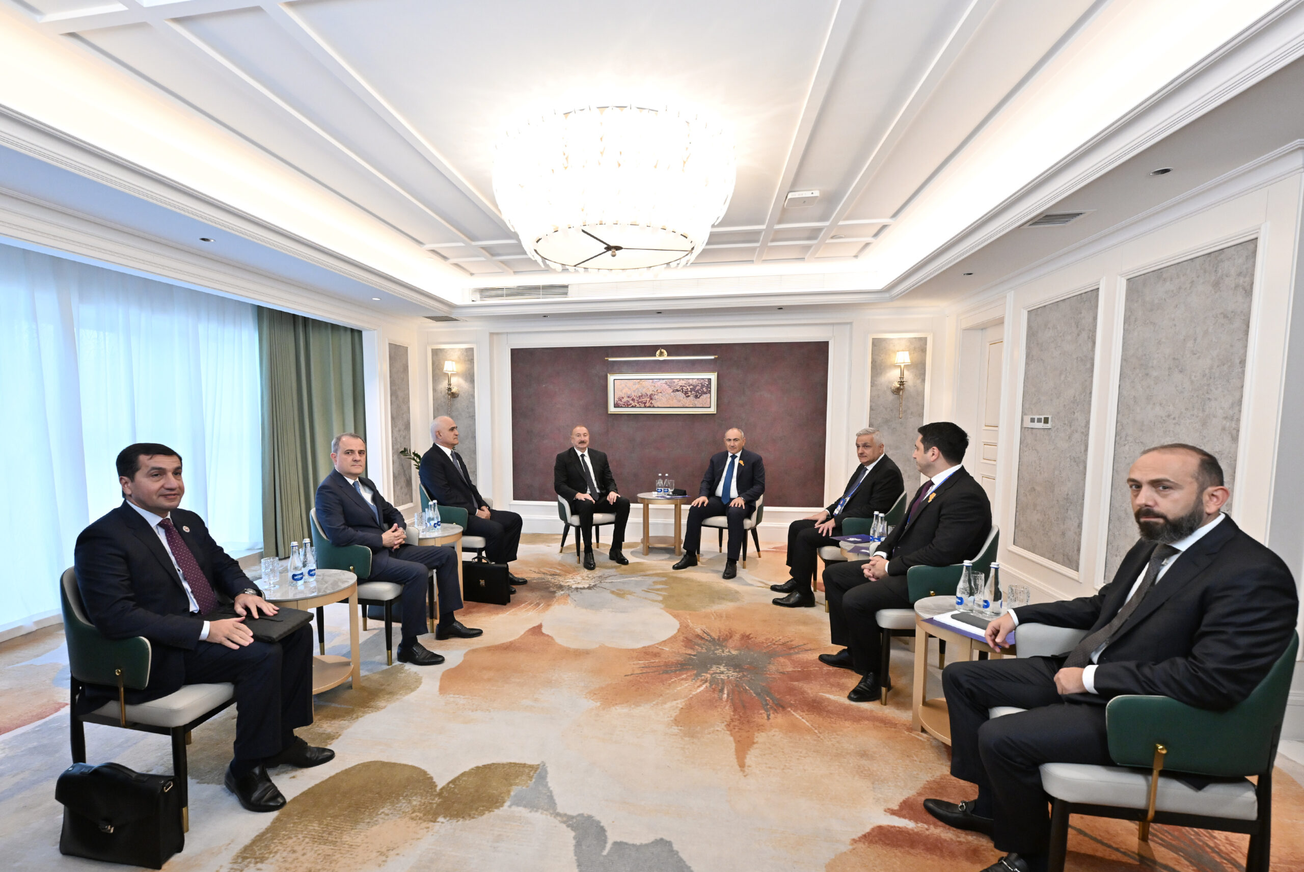Prezident İlham Əliyev, Nikol Paşinyan, görüş